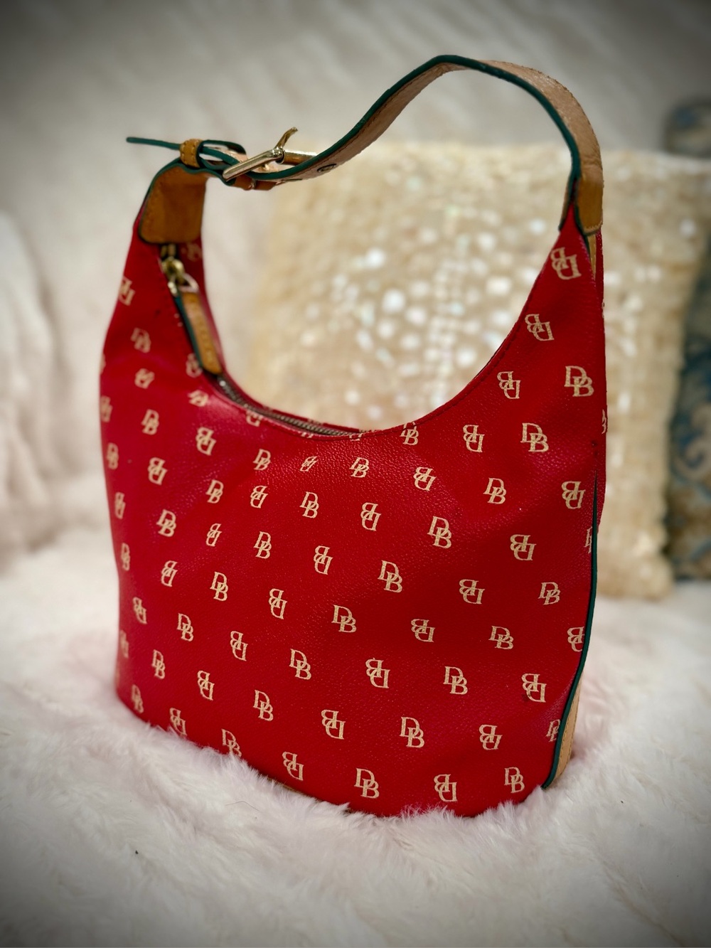 Vintage Dooney& Bourke Red Logo Hobo Shoulder Bag - Picture 6 of 16